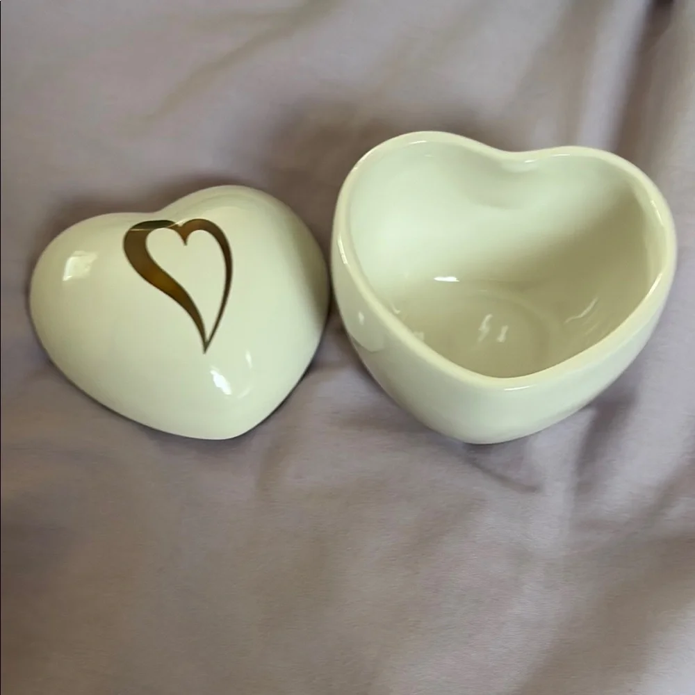 Heart-Shaped Ceramic Trinket Box
